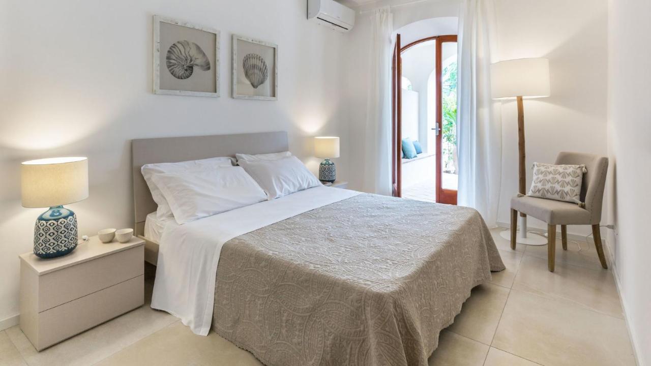 La Matrangela Charme Apartments Taormina Buitenkant foto