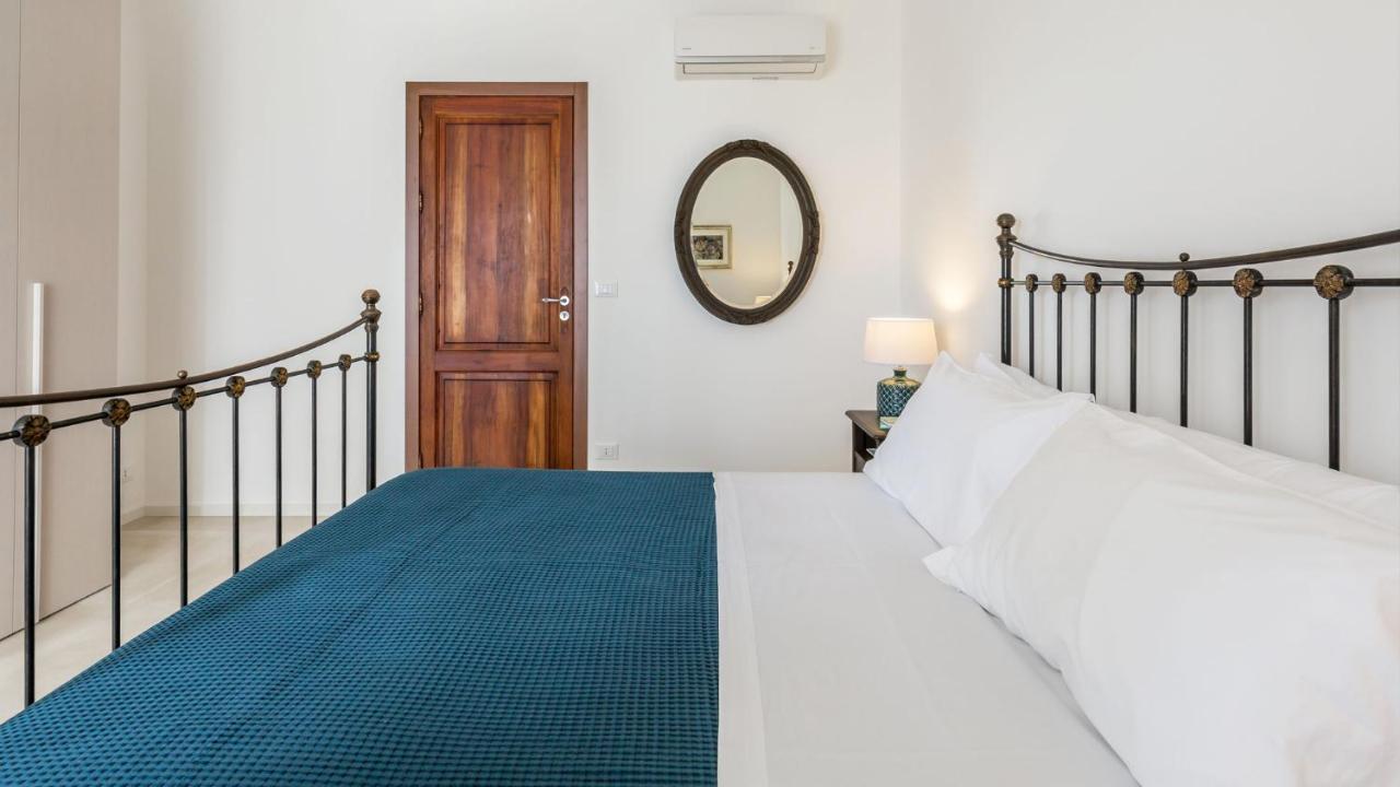 La Matrangela Charme Apartments Taormina Buitenkant foto