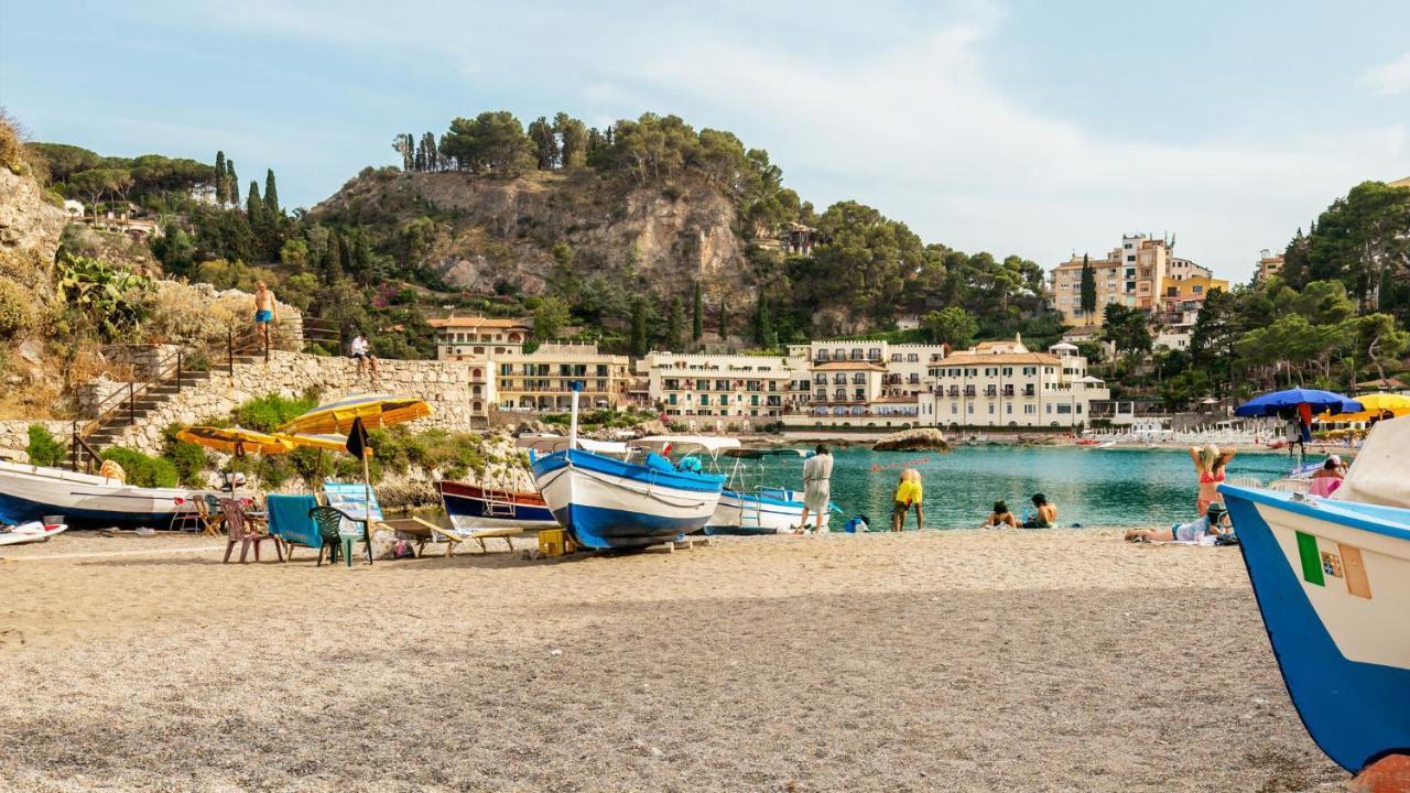 La Matrangela Charme Apartments Taormina Buitenkant foto